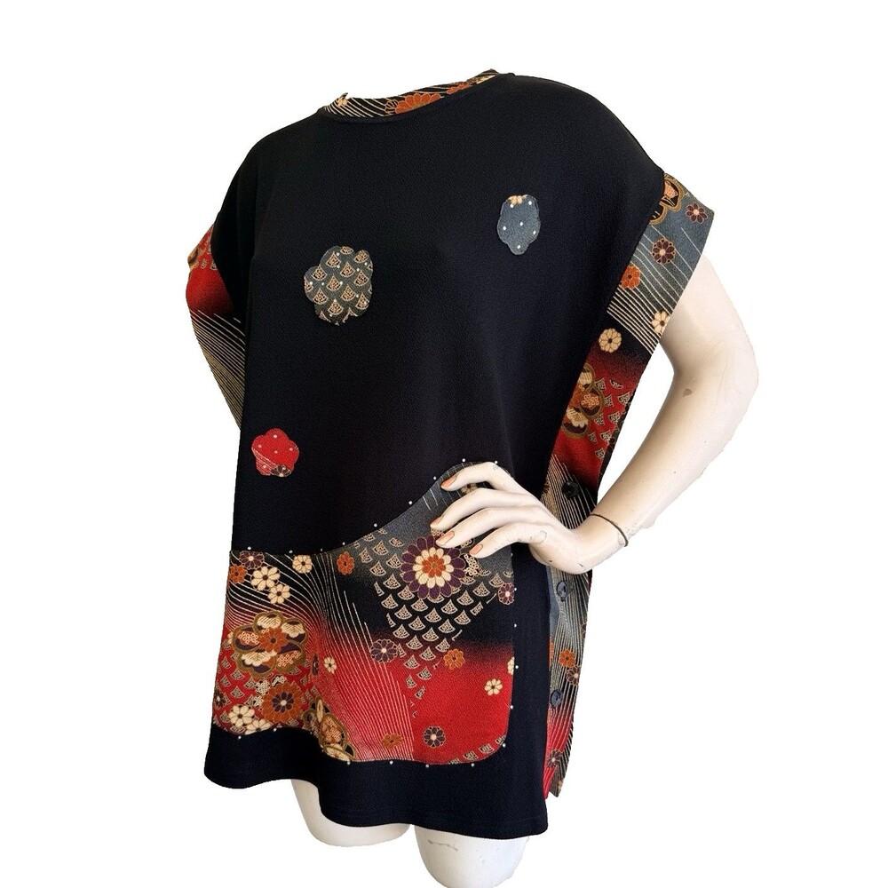 Made in Japan Tunic Top Black Floral Asian Art to Wear Lagenlook One Size